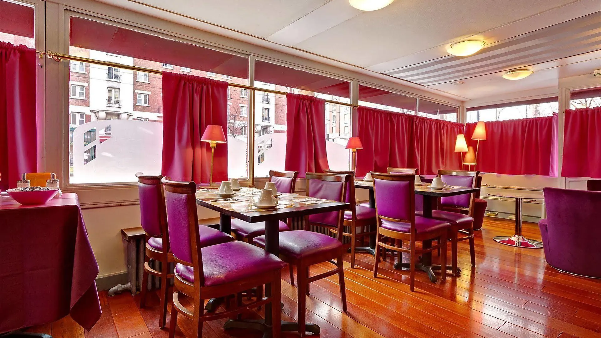 ***  Hotel Clarisse Paris France