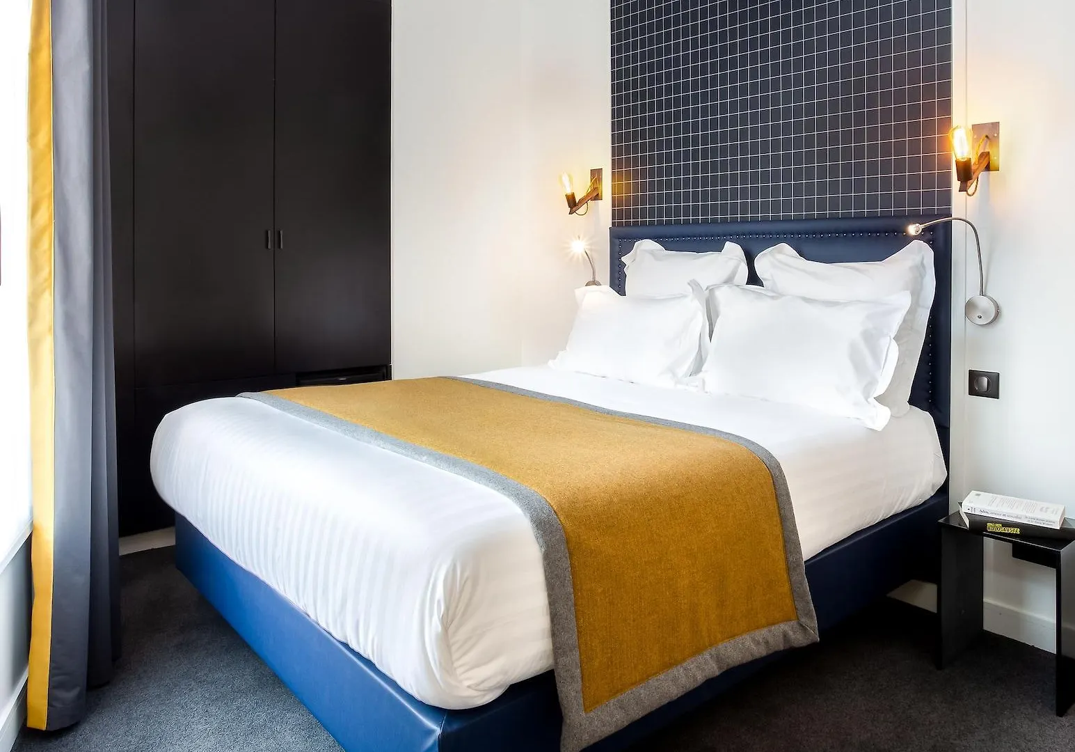 ***  Hotel Clarisse Paris France